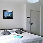 Moderne Avec Terrasse, Parking Et Clim Au Lavandou - 4 Couchages - Fr-1-251-122 *